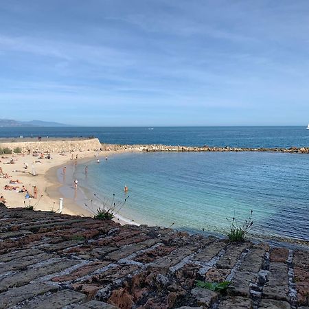 Au Coeur Du Vieil Antibes Daire Dış mekan fotoğraf